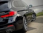 BMW 5-Serie Touring 530e xDrive M-Sport High Executive | Panoramadak | Laserlicht | Harman Kardon | HUD | Achteras Besturing | Elektrische Trekhaak | Adaptive Cruise CoPilot