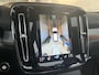 Volvo XC40 1.5 T4 Recharge R-Design | Panorama dak | Trekhaak | 360° camera | stoel/stuur verwarming | Adaptieve cruise control | Harman & Kardon |