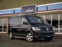 Volkswagen Transporter 2.0 TDI L1H1 150pk Highline Exclusive Edition | LED | Navi & App-connect | Trekhaak | Imperiaal | 18" LMV | Side-bars | ACC | Voorruitverwarming