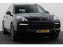 Porsche Cayenne 3.0 E-Hybrid Platinum Edition Sport Chrono Plus, Panoramadak, Luchtvering, Trekhaak, BOSE, 21"