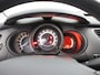 Citroën C3 1.2 PureTech Business Airco auto, Boordcomputer, Brake Assist System, Cruise control, Elek. Stabiliteits Programma, Elek. remkrachtverdeling, Navigatiesysteem De Citroën C3 1.2 PureTech Business uit 2015 is een compacte en comfortabele vijfdeurs hatchback, geschikt voor dagelijks gebruik. Hij is uitgerust met een zuinige 1,2-liter driecilinder benz