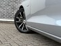 Volvo V60 2.0 T6 Plug-in hybrid AWD Plus Dark | Adaptive Cruise Control met dodehoek detectie | 360 Camera | Verw. voorstoelen, achterbank en stuurwiel | Trekhaak