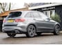 Mercedes-Benz GLC 200 AMG Line I Panodak I Sfeerverlichting I Adaptive Cruise I NL-Auto I NAP I Designo Selenitgrau Magno