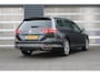 Volkswagen Passat Variant 1.5 TSI 150pk DSG Elegance Business R | 18 inch Monterey | Leer Alcantara | Camera achter