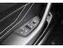 Volkswagen Passat Variant 1.5 TSI 150pk DSG Elegance Business R | 18 inch Monterey | Leer Alcantara | Camera achter