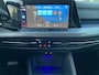 Volkswagen Golf 1.4 eHybrid Style / Automaat / 59.000 Km / Digitaal Dashboard / LED / DAB / Navi / Apple-Carplay&Android-Auto / ELKTR-Bestuurderstoel met massagefunctie / Stuur+Stoelverwarming / Adaptieve Cruise-Control / Climate-Control / Lane-Assist / Flippers / EKTR-Pakket / PDC / LMV 16'' / ENZ.