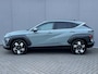 Hyundai Kona 1.6 GDI HEV Premium Automaat / Fabrieksgarantie tot 03-2029 / BOSE / All Season / Stuur & Stoelverwarming / 360 Camera / Elektrisch verstelbare voorstoelen / Stoelventilatie voor / Apple Carplay & Android Auto /