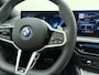 BMW 3-Serie Touring 330e M Sport -HeadUp -Pano Dak -Trekhaak -Harman/Kardon -M Sportrem Rood -Verwarmd Stuur -Stoelen Elektr Memory -Adaptief M Onderstel