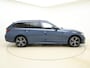 BMW 3-Serie Touring 330e M Sport -HeadUp -Pano Dak -Trekhaak -Harman/Kardon -M Sportrem Rood -Verwarmd Stuur -Stoelen Elektr Memory -Adaptief M Onderstel