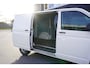 Volkswagen Transporter 2.0 TDI 150PK DSG Automaat EURO 6 - Airco - Trekhaak - PDC - € 10.900,-  Excl.