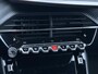 Peugeot 2008 Allure 1.2 PureTech 130PK Parkeersensoren, Stoelverwarming, Cruise control, Climate Control, Apple Carplay, Android Auto