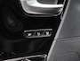 Kia e-Niro ExecutiveLine 64 kWh | Stoel & Stuur Verwarming | Stoel Koeling | Elek. Stoelen | JBL | Navigatie | Climate Control | 3 FASE!