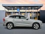 Volvo XC60 T6 Recharge Plus Bright | 19" | 360 Camera | Trekhaak | Elektr. verst. Stoelen | Adaptieve Cruise | BLIS | Getint glas | Stoel/stuurverwarming