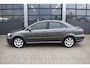 Toyota Avensis 2.4 16V VVT-I Executive Business