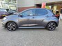 Toyota Yaris Hybrid 115 DYNAMIC NIEUW DIRECT LEVERBAAR! STOEL/STUURVERW BLIND SPOT PARK-SENSOREN KEYLESS 16'' LM-VELGEN CAMERA APPLE/ANDROID NAVI CLIMA AD-CRUISE