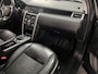 Land Rover Discovery Sport 2.0 TD4 SE Climate / Cruise / Navi / Trekhaak / Camera / Stoelverw / Extra winterset op velg