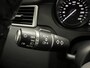Land Rover Discovery Sport 2.0 TD4 SE Climate / Cruise / Navi / Trekhaak / Camera / Stoelverw / Extra winterset op velg