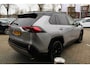 Toyota RAV4 2.5 HYBRID AWD BI-TONE STOEL-STUUR & RUITENWISSER VERW EL-ACHTERKLEP P.SENSOREN V+A LED KEYLESS PRIVACY GLASS