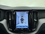 Volvo XC60 T6 Plug-in hybrid AWD Ultra Dark / Harman/Kardon / El. Stoelen / Trekhaak / Panorama dak / Rondomzichtcamera / 20 '' / Stoel + Stuurw. Verwarming / ACC / BLIS