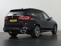 BMW X5 xDrive40i High Executive | M-Pakket | Luchtvering | Panoramadak | Comfortstoelen + Memory | Soft-Close | Stoelverwarming V + A | Rijassistent-Systeem | HiFi Audio | Trekhaak | Luchtvering | Laserlicht | Keyless | Adaptief Onderstel |
