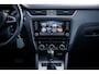 Skoda Octavia Combi 1.0 TSI Greentech Ambition Business | Cruise control | Lichtmetalen velgen 17" | Parkeersensoren voor en achter