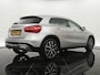 Mercedes-Benz GLA 200 Premium Automaat - Navigatie - Camera - Panoramadak - 18 inch LM velgen - Afneembare trekhaak - 12 maanden garantie