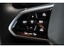 Volkswagen ID. Buzz GTX 86 kWh LWB 7p. 340PK / 250kW 4-motion, LED Matrix (IQ.Lights), warmtepomp, design pakket plus (panoramadak), assistance pakket plus (alarm, keyless start & entry, dodehoekdetectie (side assist), cruise control adaptief (acc) met Stop&Go en stuurhulp, achteruitrijcamera (rear view), rondomzichtcamera (area view)), multimedia pakket plus (spraakbediening, navigatie), 21" 'Townsville' LMV, stoelverwarming, elektrische achterklep, elektrisch verstel-, verwarm- en inklapbare buitenspiegels (spiegel pakket) etc.