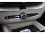 Volvo XC60 T8 Plug-in hybrid Ultra Dark | 22 Inch | Luchtvering | Bowers&Wilkins | Massage | Head-Up | Panoramadak