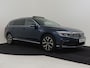 Volkswagen Passat Variant GTE Business 218pk | Panorama dak | Trekhaak | Head-up display | Dodehoekdetectie | Lederen bekleding | Camera achter | 17"LMV
