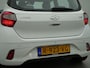Hyundai i10 1.0 Premium | Apple Carplay | Bluetooth | Navigatie | Armsteun bestuurdersstoel | Achteruitrij camera | Parkeersensoren achter | Cruise control |