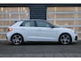 Audi A1 Sportback 30 TFSI 115pk S Edition | Achteruitrijcamera | Dodehoek sensoren | Sportstoelen | AppleCarplay&Android-auto | Cruise control | Parkeersensoren voor + achter