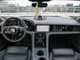 Porsche Taycan Performance 84 kWh Panoramadak SportDesign Sport Chrono Luchtvering PASM Warmtepomp PSCB PDLS+ Bose Sfeerverlichting Krijt 21"