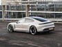 Porsche Taycan Performance 84 kWh Panoramadak SportDesign Sport Chrono Luchtvering PASM Warmtepomp PSCB PDLS+ Bose Sfeerverlichting Krijt 21"