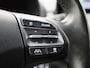 Hyundai Kona Electric Sky 64kWh | Apple Carplay/ Android Auto | Climate Control | Achteruitrijcamera | Cruise Control | Stoelverwarming | Lichtmetalen Velgen |