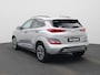 Hyundai Kona Electric Sky 64kWh | Apple Carplay/ Android Auto | Climate Control | Achteruitrijcamera | Cruise Control | Stoelverwarming | Lichtmetalen Velgen |