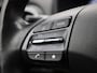 Hyundai Kona Electric Sky 64kWh | Apple Carplay/ Android Auto | Climate Control | Achteruitrijcamera | Cruise Control | Stoelverwarming | Lichtmetalen Velgen |