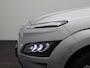 Hyundai Kona Electric Sky 64kWh | Apple Carplay/ Android Auto | Climate Control | Achteruitrijcamera | Cruise Control | Stoelverwarming | Lichtmetalen Velgen |