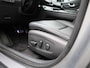 Hyundai Kona Electric Sky 64kWh | Apple Carplay/ Android Auto | Climate Control | Achteruitrijcamera | Cruise Control | Stoelverwarming | Lichtmetalen Velgen |