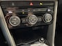 Volkswagen T-Roc 1.0 TSI Style | Navigatie/Android/Apple Carplay | LM Velgen 16" | Achteruitrijcamera  | Cruise Control Adaptief | Airco | Radio |
