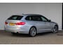BMW 5-Serie Touring 520i High Executive | Panoramadak | Head-up display | Lederen bekleding | Elektr. verstelb. stoelen |  Koplampen adaptief |