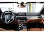 BMW 5-Serie Touring 520i High Executive | Panoramadak | Head-up display | Lederen bekleding | Elektr. verstelb. stoelen |  Koplampen adaptief |