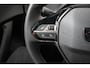 Peugeot e-2008 EV 156pk Allure 54 kWh | Facelift | Navigatie | Camera V+A | Ad. Cruise Control | Parkeersensoren V+A | Keyless | Lichtmetalen velgen 17 inch