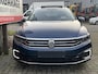 Volkswagen Passat Variant 1.4 TSI PHEV GTE Business 18"/Leder + memory/Panoramadak/Standkachel/Stoelverwarming/Trekhaak/Dynamic chassis/Dodehoek/Adaptieve cruise/360 camera/Elektrische klep