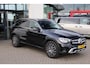 Mercedes-Benz GLC 300e 4MATIC Business Solution NL auto 1e eigenaar elektrische achterklep leder elektrische stoelverstelling + verwarming LED High performance privacy glas dodehoek detectie volledig digitaal instrumenten paneel