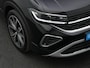 Volkswagen T-Cross 1.0 TSI 115 pk DSG Style | IQ Light | Achteruitrijcamera | Stoelverwarming | Adaptive Cruise | Leder/stof | Navigatie