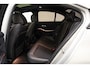 BMW 3-Serie 320i 183pk Executive Sport Line Aut. [ Schuifdak LED Adapt.cruise Stoelverwarming ]