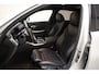 BMW 3-Serie 320i 183pk Executive Sport Line Aut. [ Schuifdak LED Adapt.cruise Stoelverwarming ]