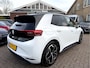 Volkswagen ID.3 First Plus 58 kWh Camera, Trekhaak, 19''Lmv