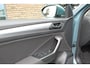Volkswagen T-Roc 1.5 TSI Life Business Navigatie, Virtual cockpit, Garantie tot 2
