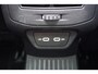 Volkswagen T-Roc 1.5 TSI 150pk DSG R-Line | Panoramadak | Trekhaak | Keyless | Achteruitrijcamera